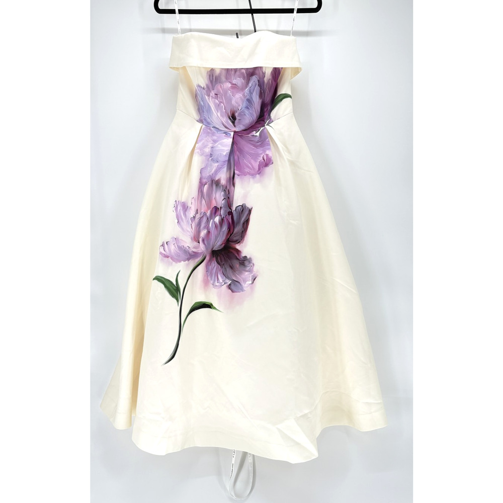 Elegant Floral Strapless Dress - Picture 2 of 13